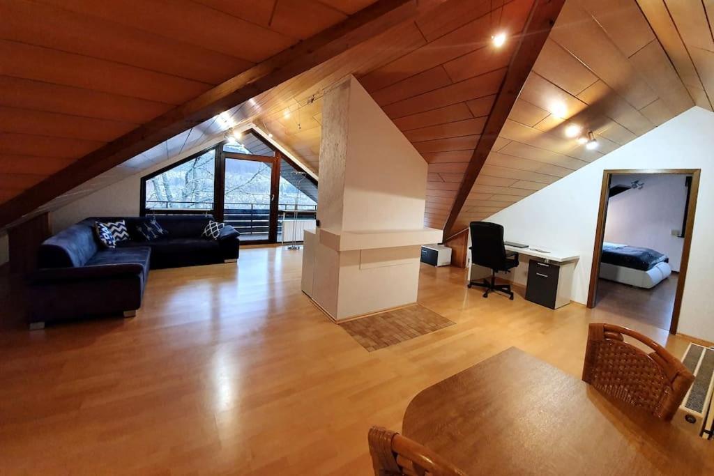 Studiowohnung Schwabenalb Mit Panoramablick Albstadt Esterno foto